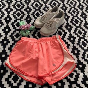 Nike shorts Sise S